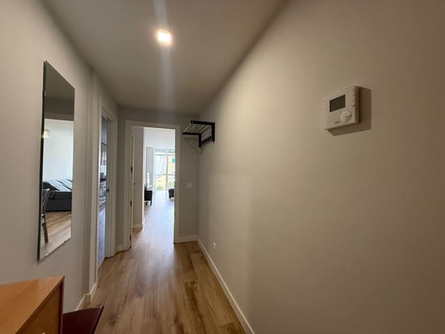 2 soveværelse Lejlighed til leje i Peñagrande, Madrid by - € 1.750 (Ref: 9770370)