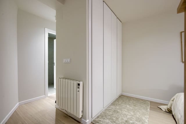 1 soveværelse Lejlighed til leje i Embajadores, Madrid by - € 1.195 (Ref: 9770372)