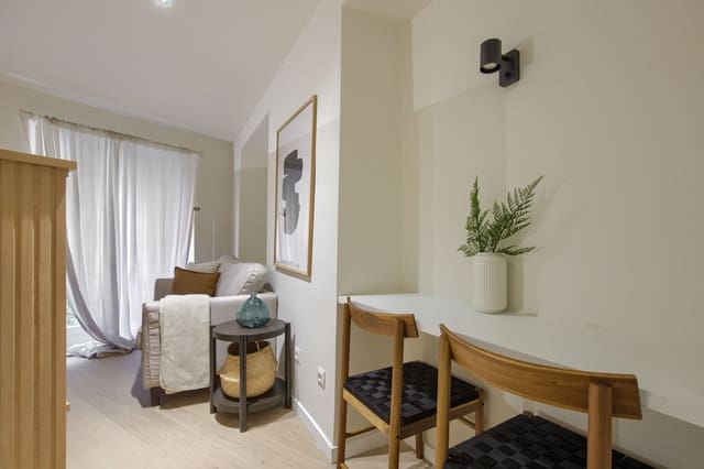 1 soveværelse Lejlighed til leje i Embajadores, Madrid by - € 1.195 (Ref: 9770372)