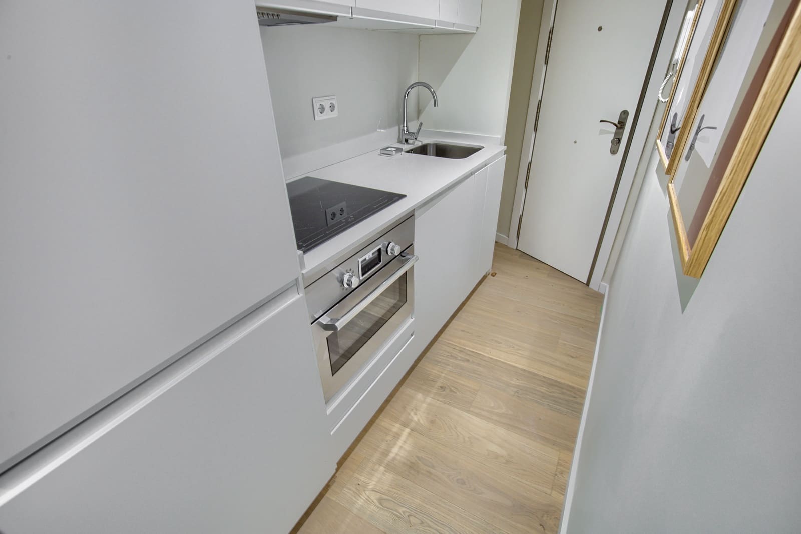 1 sypialnia Mieszkanie do wynajęcia w Miasto Madryt - 1 195 € (Ref: 9770372)