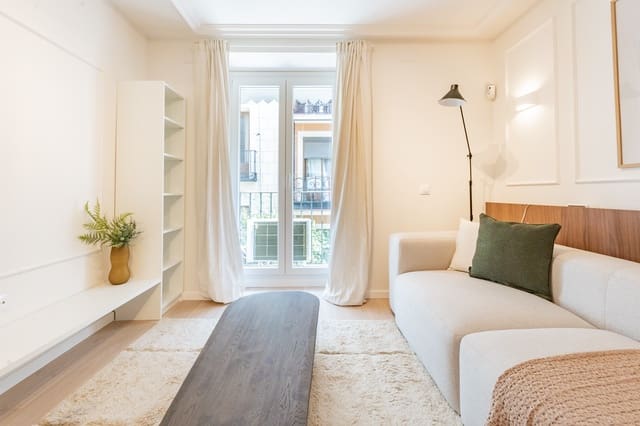 2 soverom Leilighet til leie i Justicia, Madrid by - € 2 075 (Ref: 9777789)