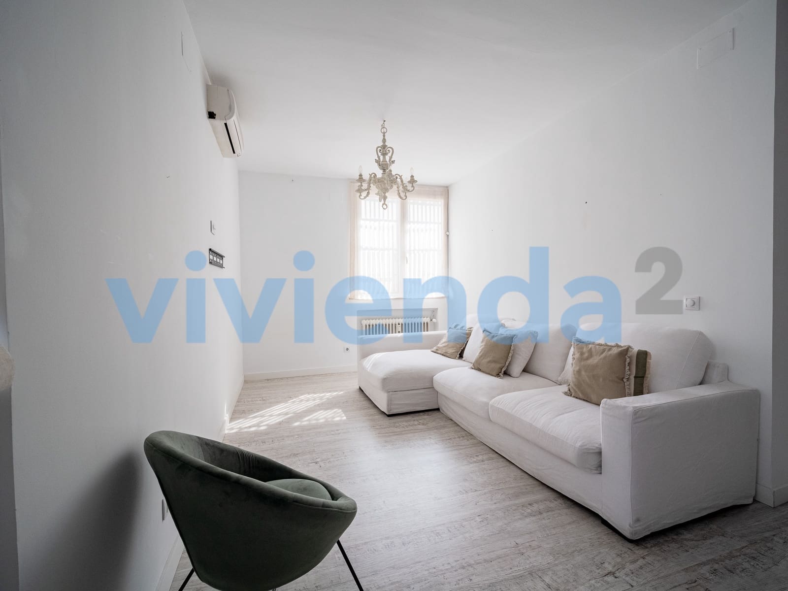 2 Zimmer Wohnung zu vermieten in Madrid Stadt mit Pool - 1.850 € (Ref: 9777790)