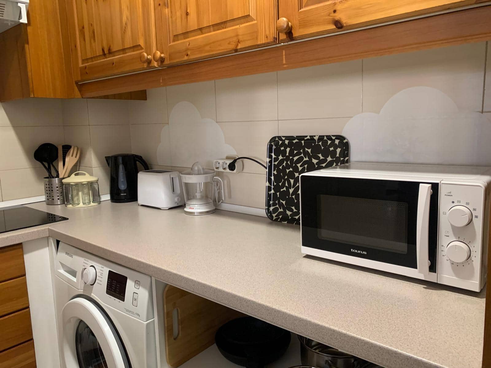 1 sovrum Lägenhet att hyra i Madrid stad - 1 350 € (Ref: 9777791)