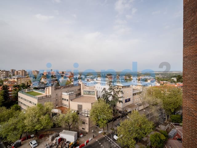 4 soveværelse Lejlighed til salg i Ciudad Universitaria, Madrid by - € 949.000 (Ref: 9780284)