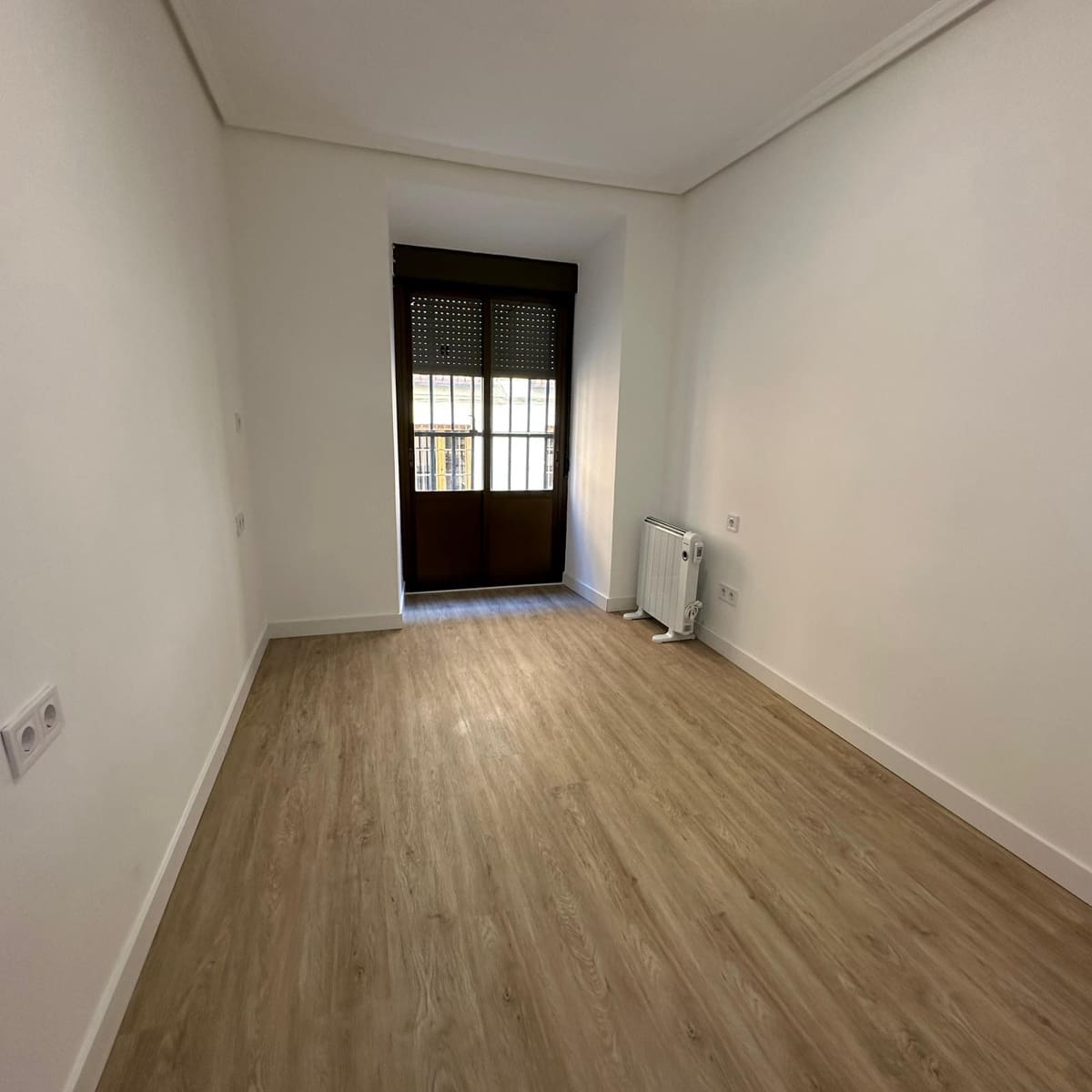 2 sypialnia Mieszkanie do wynajęcia w Miasto Madryt - 1 875 € (Ref: 9780287)