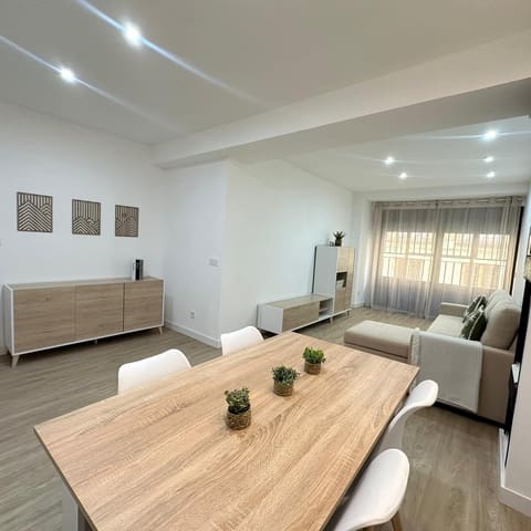 2 sypialnia Mieszkanie do wynajęcia w Palacio, Miasto Madryt - 1 875 € (Ref: 9780287)