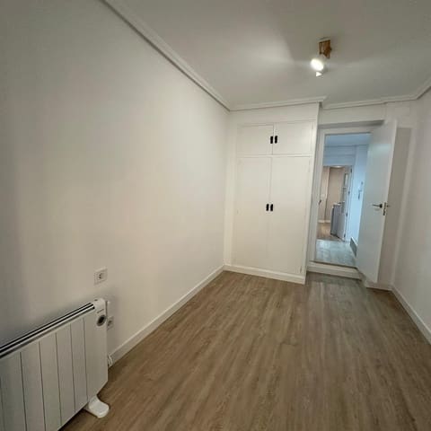 2 sypialnia Mieszkanie do wynajęcia w Palacio, Miasto Madryt - 1 875 € (Ref: 9780287)