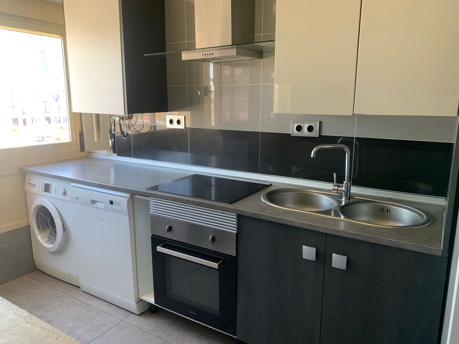2 Zimmer Wohnung zu vermieten in Madrid Stadt mit Garage - 1.350 € (Ref: 9784952)