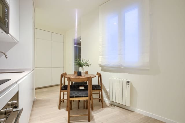 1 makuuhuone Asunto vuokrattavana paikassa Fuente del Berro, Madrid kaupunki - 1 245 € (Ref: 9790818)