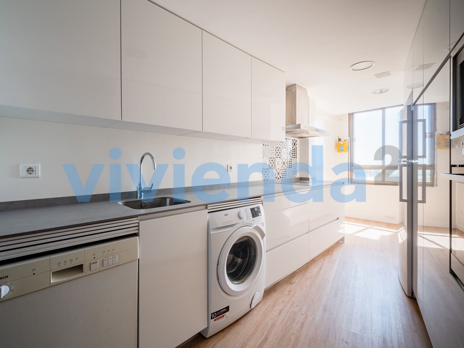 3 Zimmer Wohnung zu vermieten in Madrid Stadt mit Pool Garage - 2.450 € (Ref: 9794323)