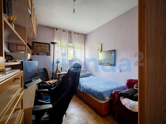 3 soveværelse Lejlighed til salg i Casa de Campo, Madrid by - € 456.000 (Ref: 9798994)