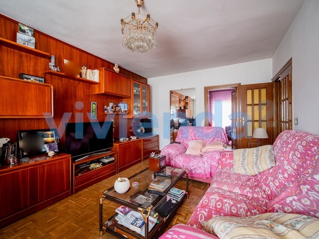 3 soveværelse Lejlighed til salg i Casa de Campo, Madrid by - € 456.000 (Ref: 9798994)