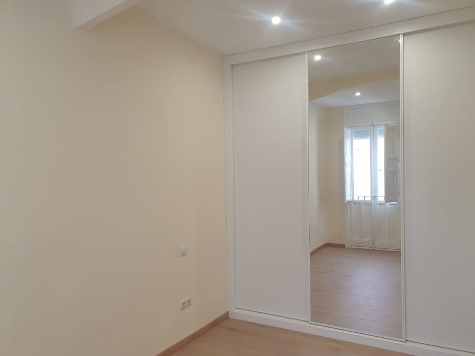 2 sovrum Lägenhet att hyra i Madrid stad - 1 650 € (Ref: 9804098)