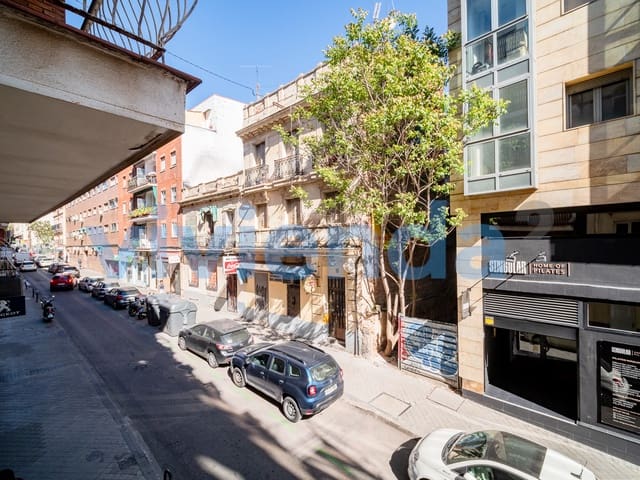 3 bedroom Flat for rent in Cuatro Caminos, Madrid city - € 2,045 (Ref: 9806260)