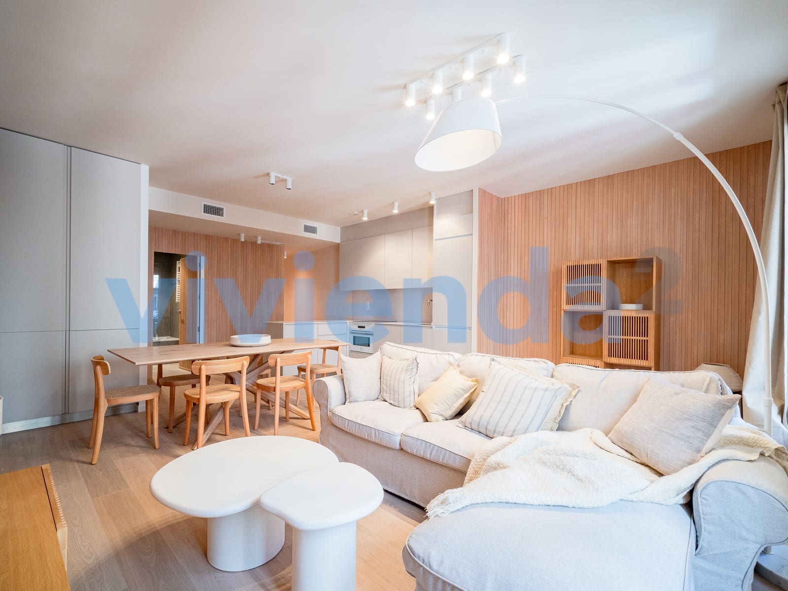 3 bedroom Flat for rent in Madrid city - € 2,045 (Ref: 9806260)