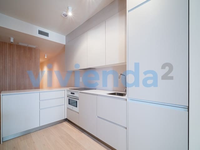 3 bedroom Flat for rent in Cuatro Caminos, Madrid city - € 2,045 (Ref: 9806260)