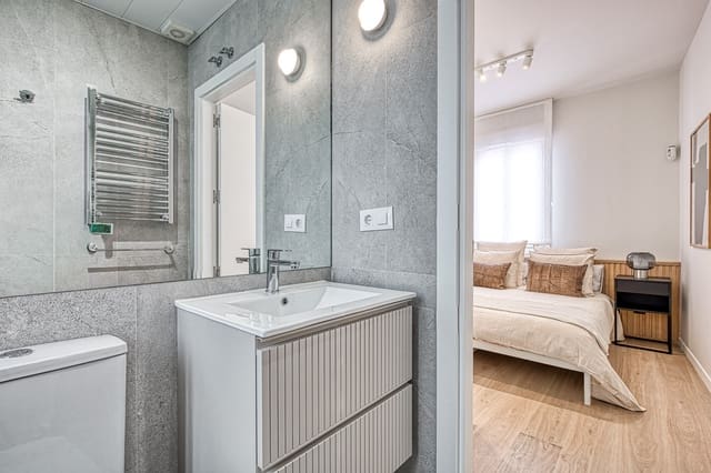 1 bedroom Flat for rent in Rios Rosas, Madrid city - € 1,395 (Ref: 9806261)