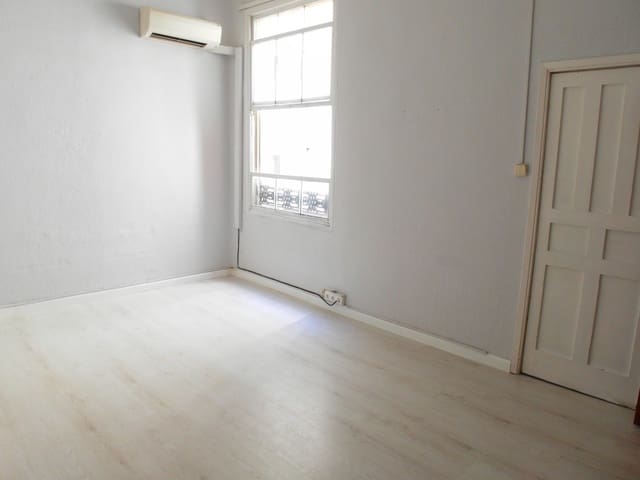 1 makuuhuone Toimisto vuokrattavana paikassa Sol, Madrid kaupunki - 495 € (Ref: 9807812)