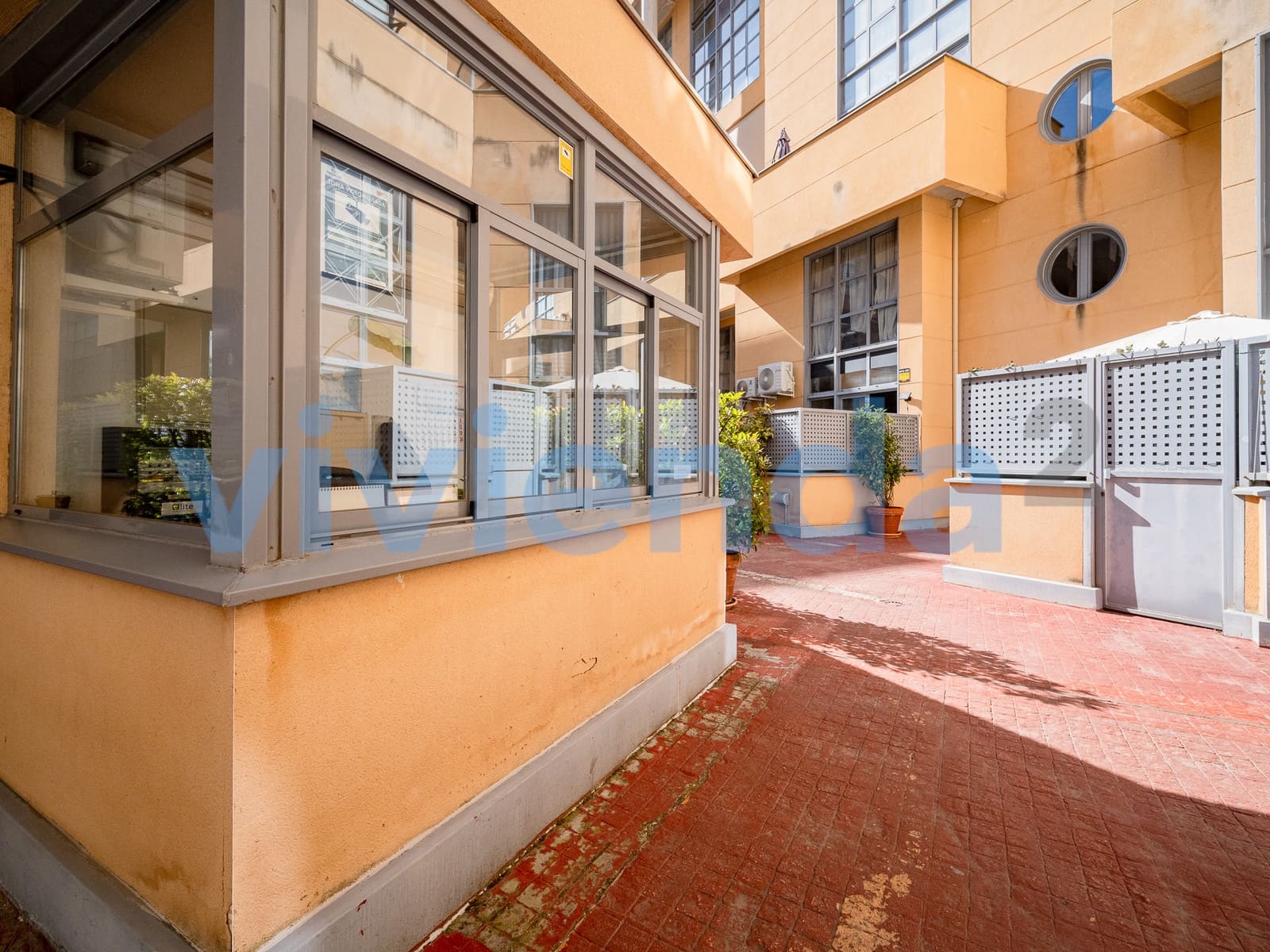 1 chambre Entreprise à vendre à Madrid ville avec garage - 388 000 € (Ref: 9813255)