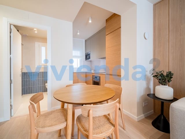 Appartement de 3 chambres à louer à Justicia, Madrid ville - 2 495 € (Ref: 9815695)