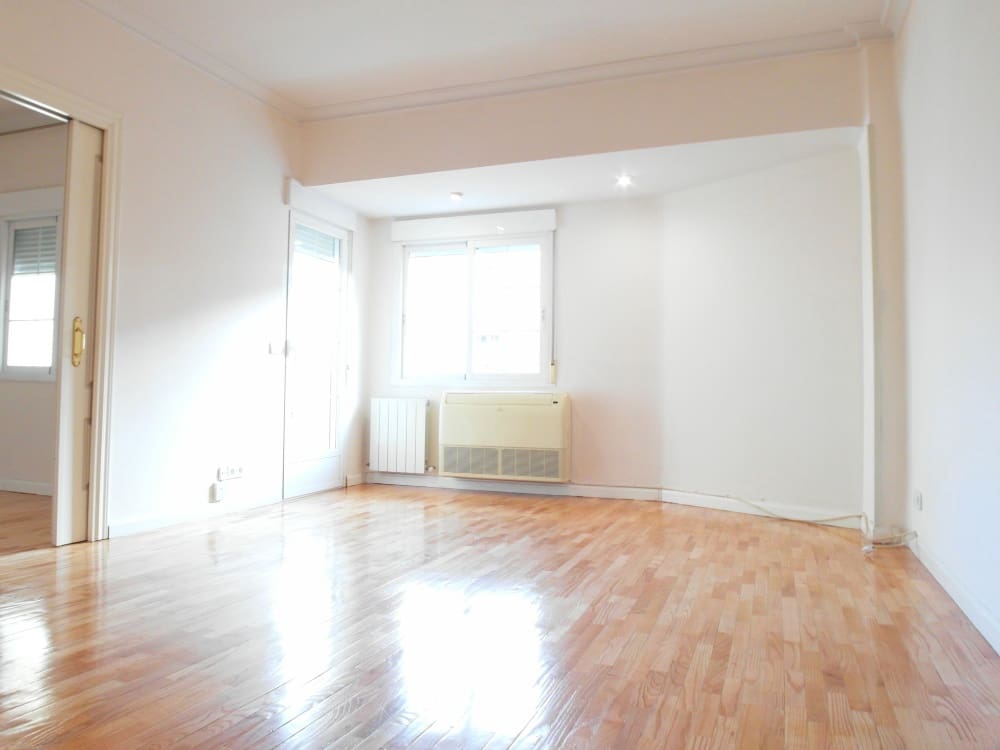 2 soverom Leilighet til leie i Madrid by - € 1 850 (Ref: 9815696)