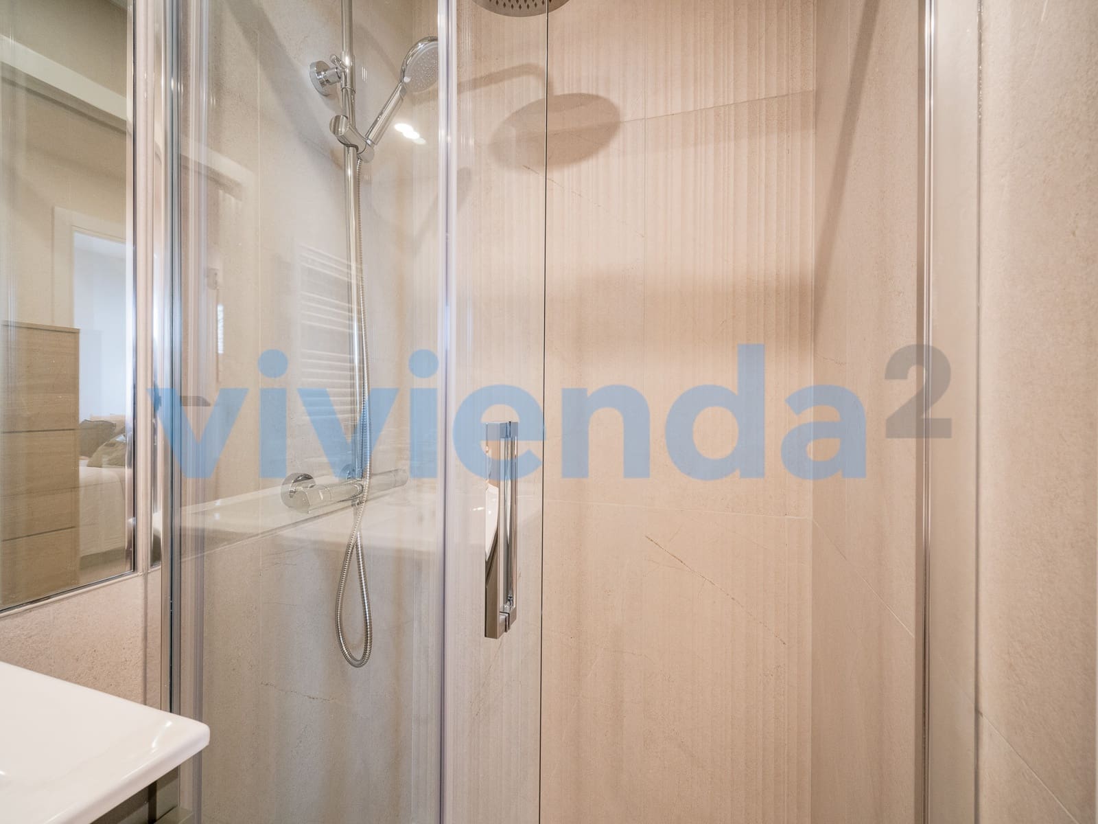 Piso de 3 habitaciones en Madrid ciudad en alquiler - 1.845 € (Ref: 9815698)