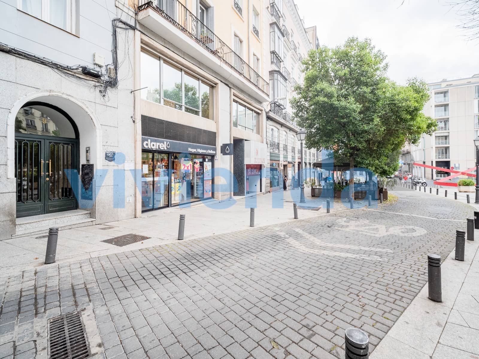 Yritys myytävänä paikassa Madrid kaupunki - 886 000 € (Ref: 9817812)