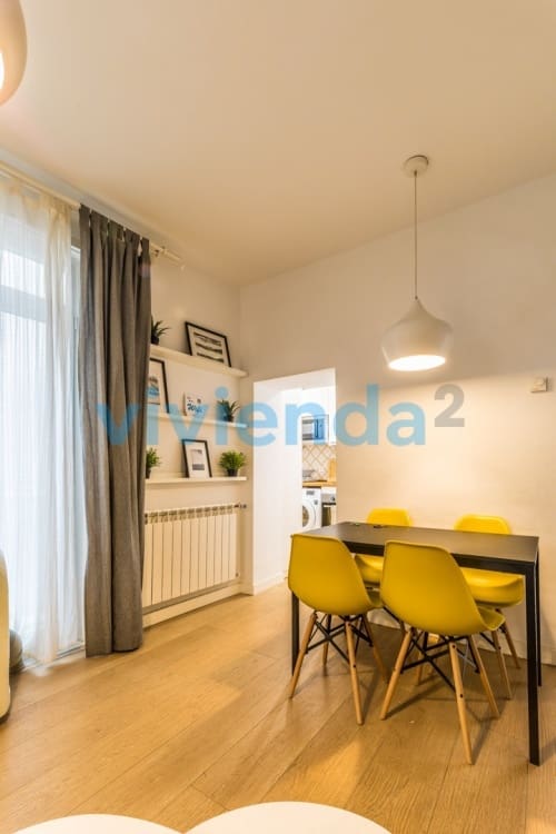 3 soveværelse Lejlighed til leje i Madrid by - € 1.450 (Ref: 9820041)