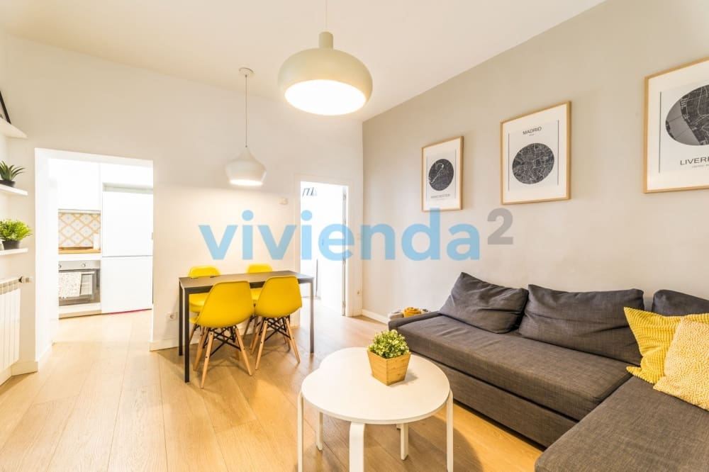 3 soveværelse Lejlighed til leje i Madrid by - € 1.450 (Ref: 9820041)