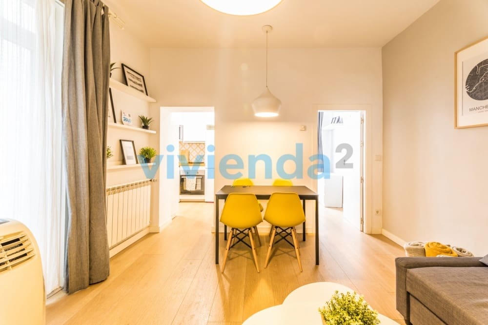 3 soveværelse Lejlighed til leje i Madrid by - € 1.450 (Ref: 9820041)