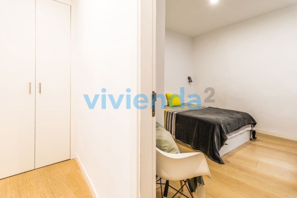 3 soveværelse Lejlighed til leje i Madrid by - € 1.450 (Ref: 9820041)