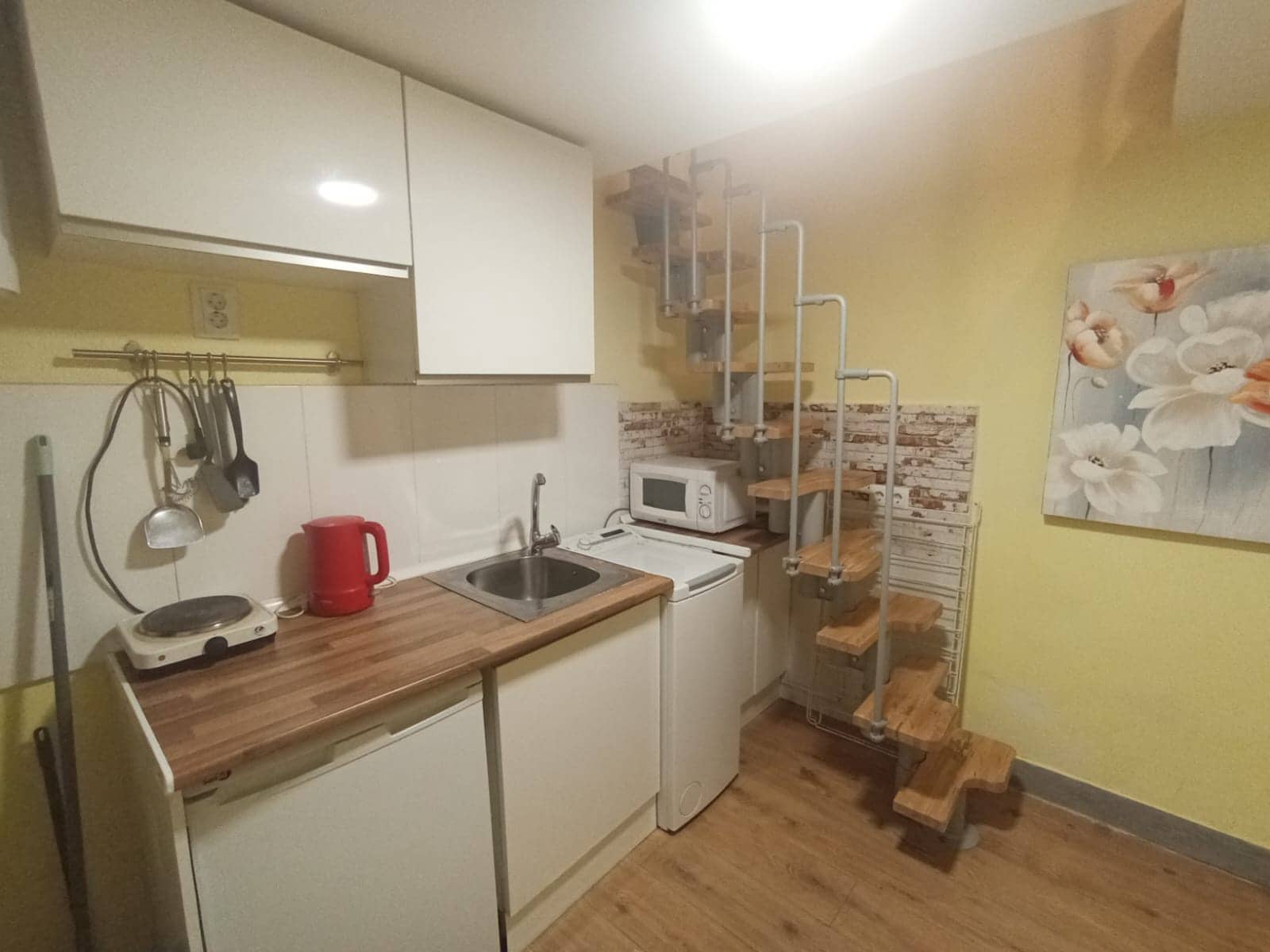 1 soveværelse Lejlighed til leje i Madrid by - € 700 (Ref: 9820042)