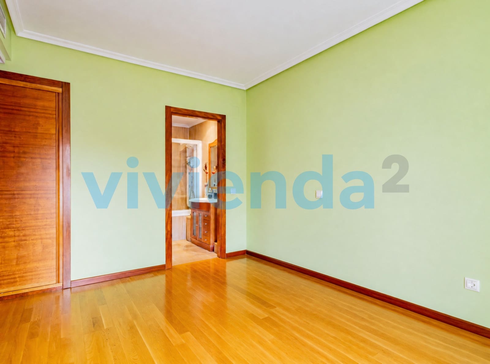 3 bedroom Flat for sale in Madrid city with pool garage - € 782,000 (Ref: 9833431)