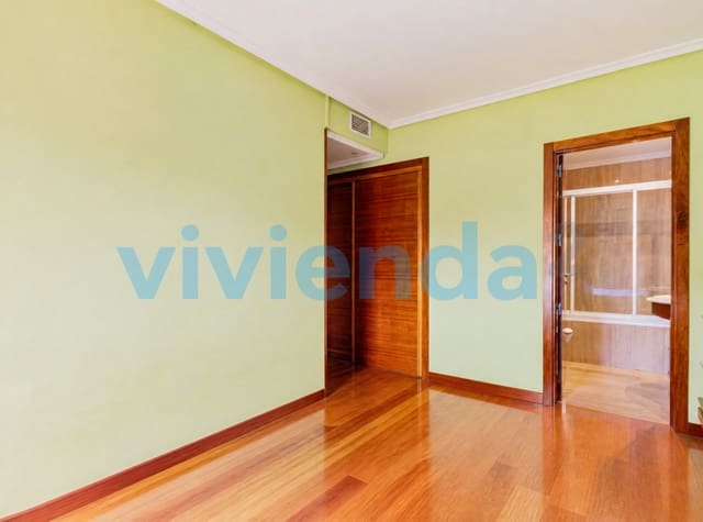 3 sypialnia Mieszkanie na sprzedaż w Legazpi, Miasto Madryt z basenem garażem - 782 000 € (Ref: 9833431)