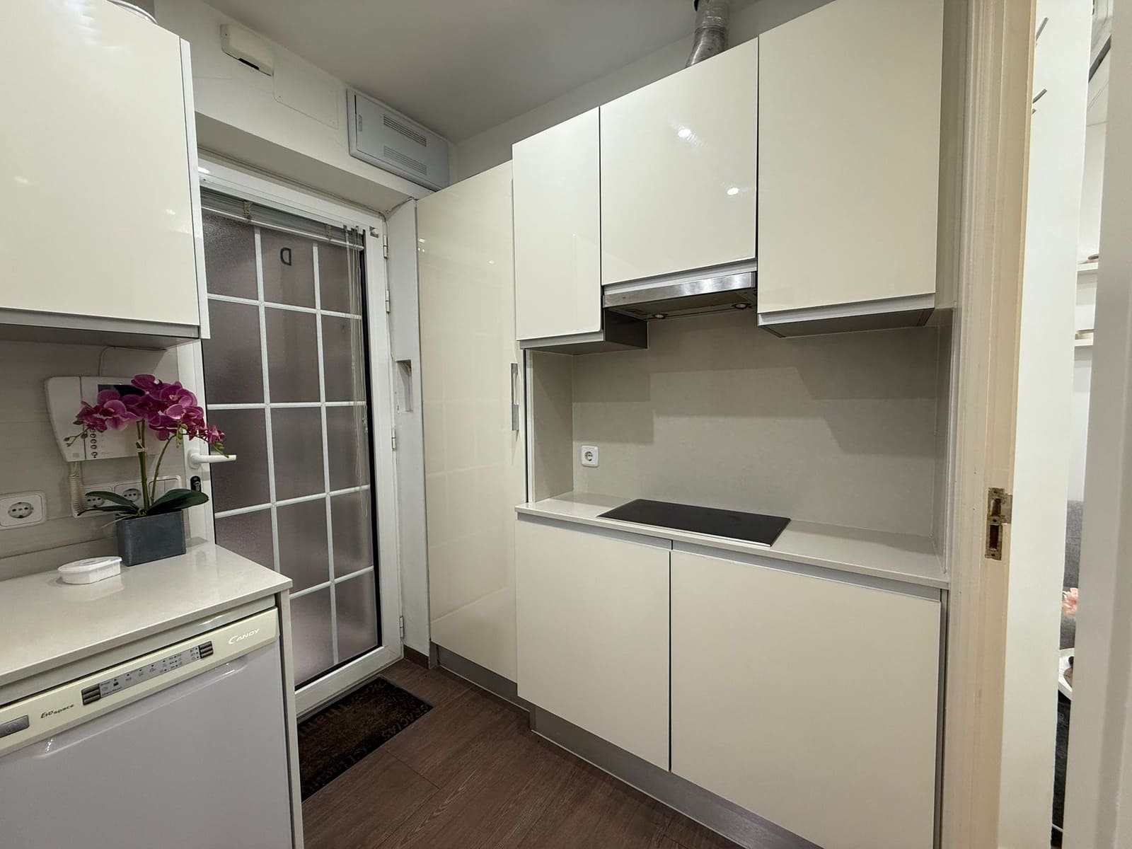 1 Zimmer Wohnung zu vermieten in Madrid Stadt - 1.250 € (Ref: 9833436)