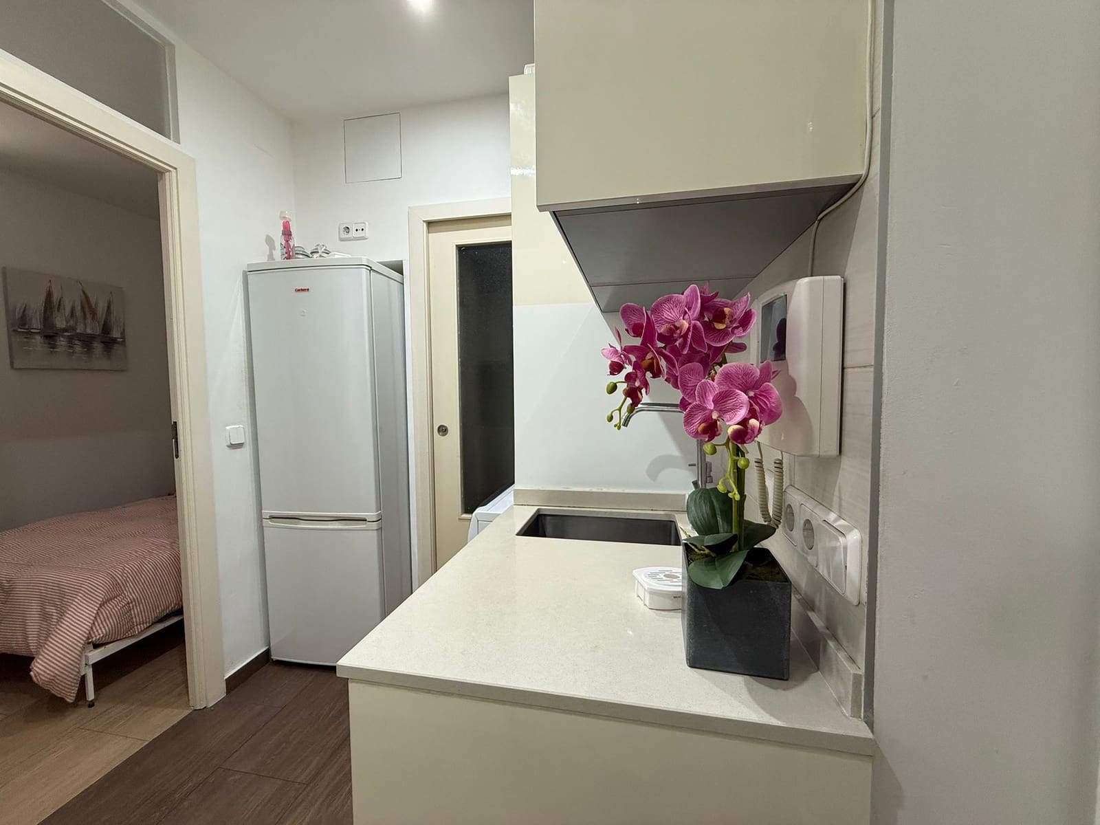 1 Zimmer Wohnung zu vermieten in Madrid Stadt - 1.250 € (Ref: 9833436)