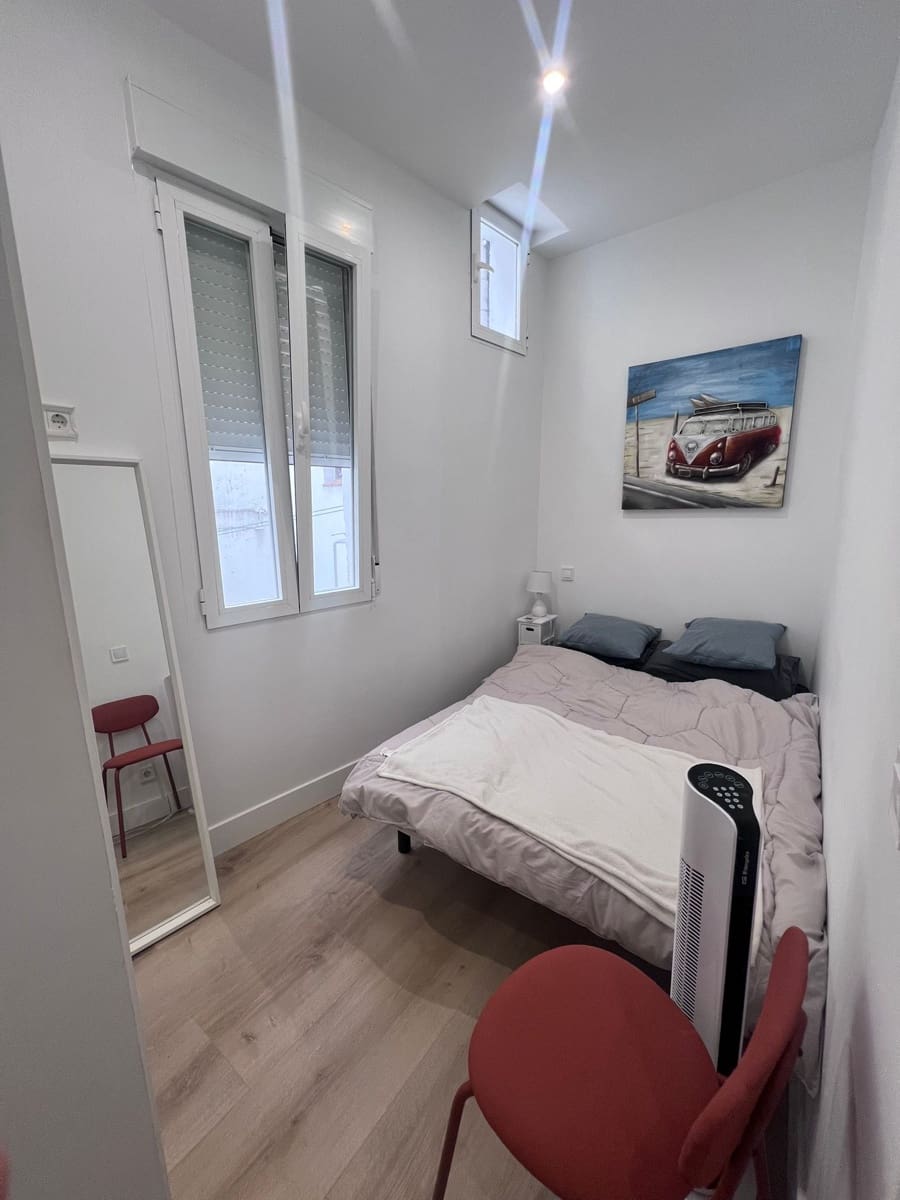 2 sypialnia Mieszkanie do wynajęcia w Miasto Madryt - 1 600 € (Ref: 9842705)