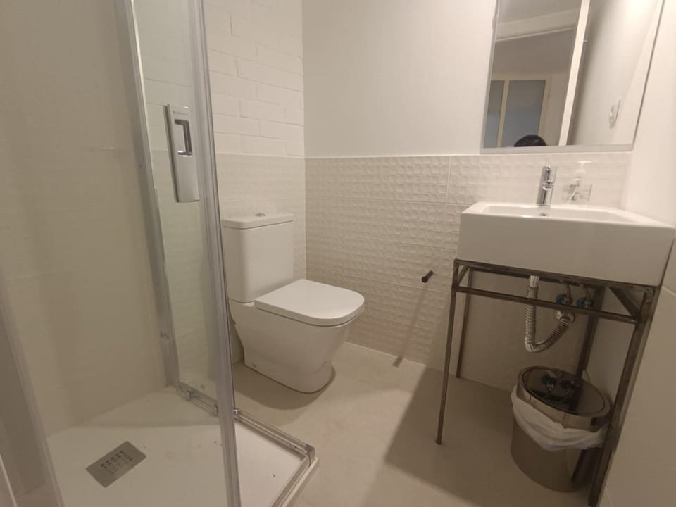 Studio til leje i Madrid by - € 990 (Ref: 9849167)