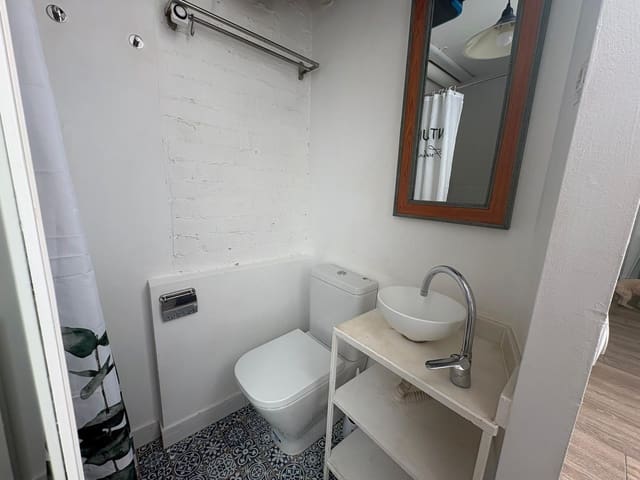 2 soveværelse Lejlighed til leje i Berruguete, Madrid by - € 975 (Ref: 9849168)