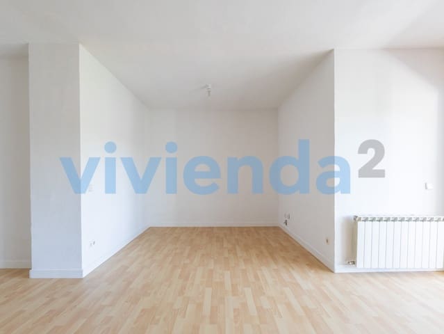 4 bedroom Flat for sale in Rejas, Madrid city with garage - € 556,000 (Ref: 9866737)