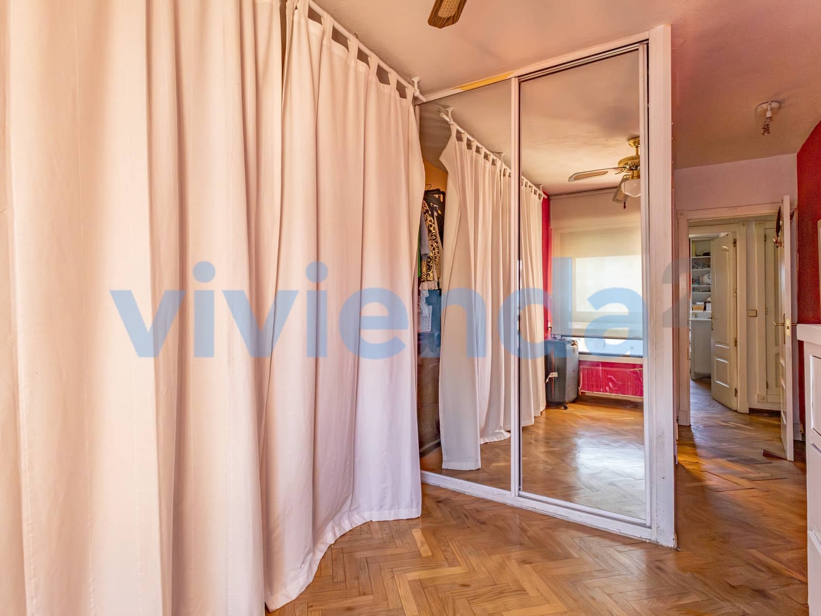 3 soverom Leilighet til salgs i Madrid by med svømmebasseng garasje - € 834 000 (Ref: 9869932)