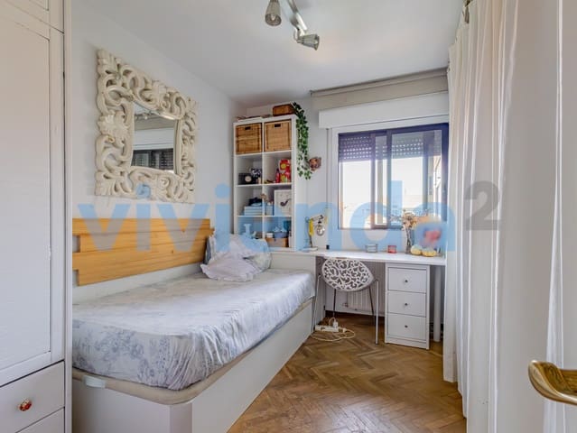 3 soverom Leilighet til salgs i Costillares, Madrid by med svømmebasseng garasje - € 834 000 (Ref: 9869932)
