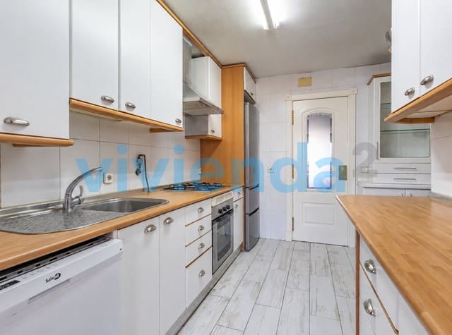 3 Zimmer Wohnung zu verkaufen in Costillares, Madrid Stadt mit Pool Garage - 760.000 € (Ref: 9869932)