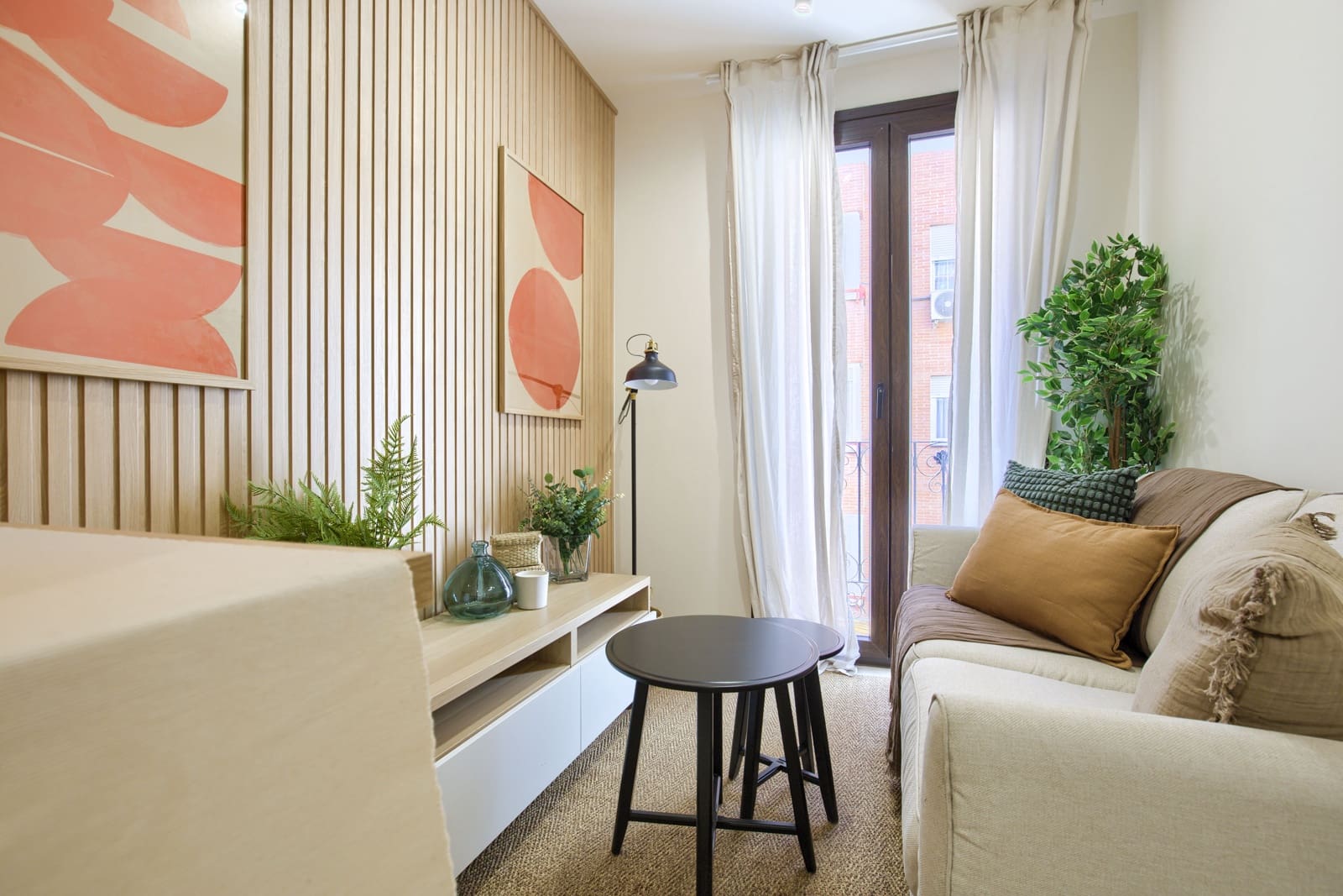 2 soveværelse Lejlighed til leje i Madrid by - € 1.695 (Ref: 9878183)