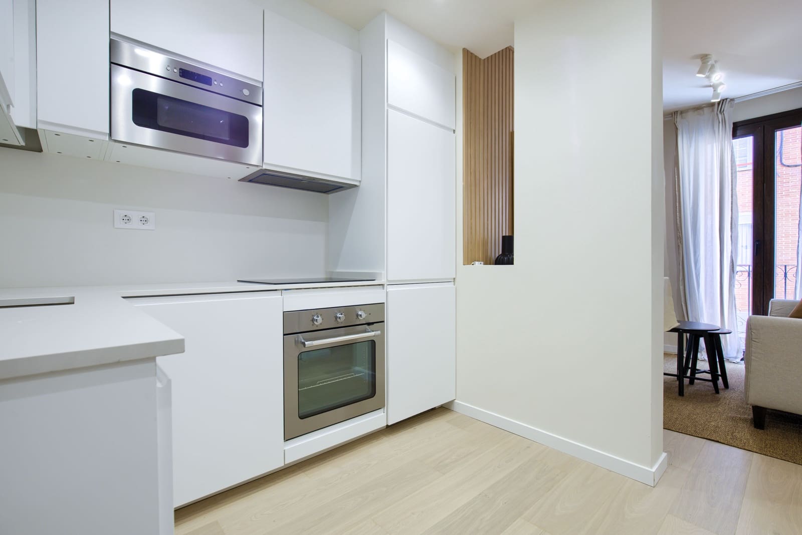 2 soveværelse Lejlighed til leje i Madrid by - € 1.695 (Ref: 9878183)