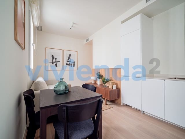 2 Zimmer Wohnung zu vermieten in Pacífico, Madrid Stadt - 1.645 € (Ref: 9878184)