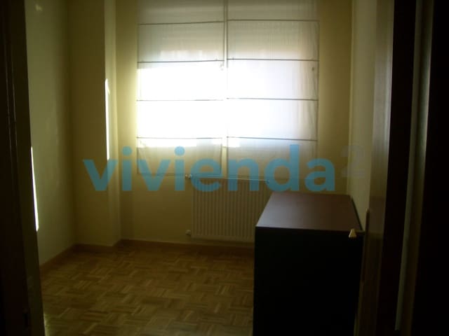 3 slaapkamer Flat te koop in Casco Histórico de Vicálvaro, Madrid stad met zwembad garage - € 440.500 (Ref: 9891861)