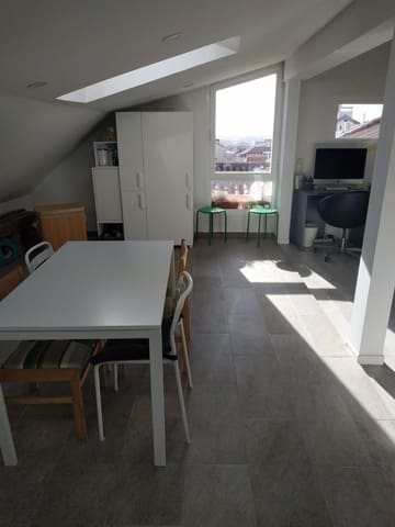 1 soverom Leilighet til leie i Embajadores, Madrid by - € 1 200 (Ref: 9896425)