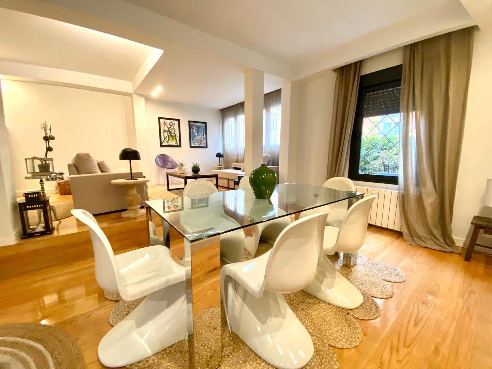 3 makuuhuone Omakotitalo vuokrattavana paikassa Madrid kaupunki - 5 995 € (Ref: 9904049)