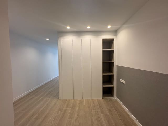 Mieszkanie do wynajęcia w Almendrales, Miasto Madryt - 1 150 € (Ref: 9904052)